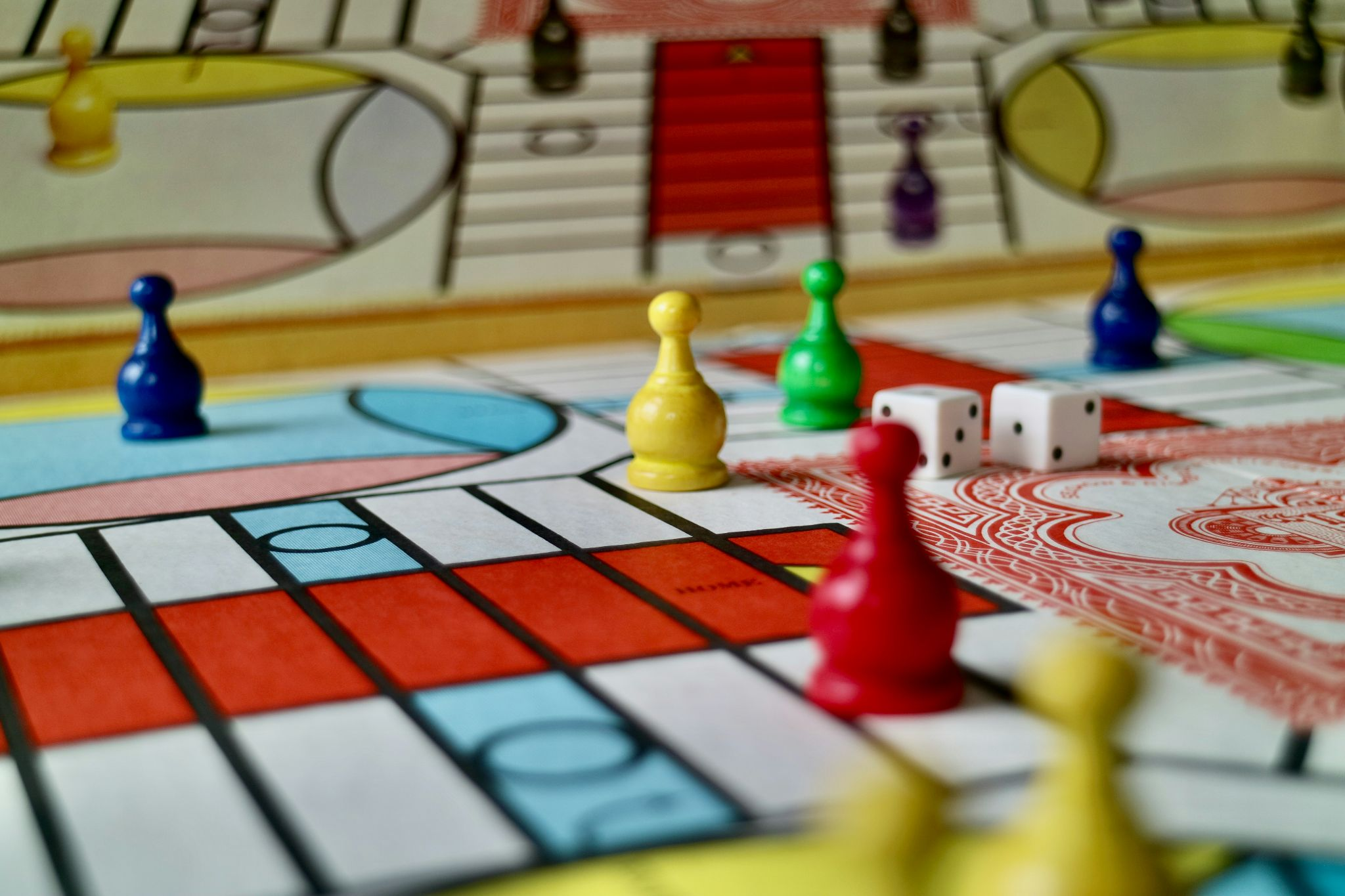 5 Easy-To-Learn Games That Are Super Simple Yet So Fun